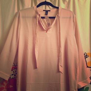 NWT brand new forever 21 top with cute tie